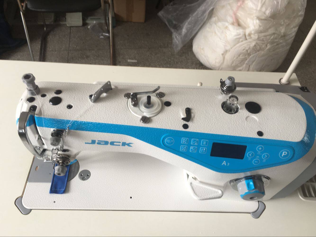 全新杰克jack-a3/a4会说话的工业缝纫机新款电脑平车平缝车一体机