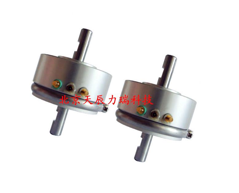 进口电刷，精度线性高，寿命长。