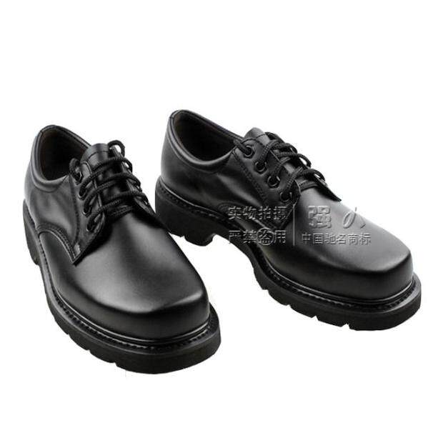 Bottes militaires en cuir - porter - Ref 1399728 Image 1