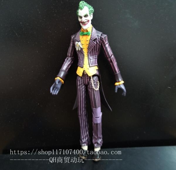 DCÂþ»Ó¢ÐÛºÚ°µÆïÊ¿áÈÆð batmanòùòðÏÀ the jokerС³ó¿É¶¯ÈËż