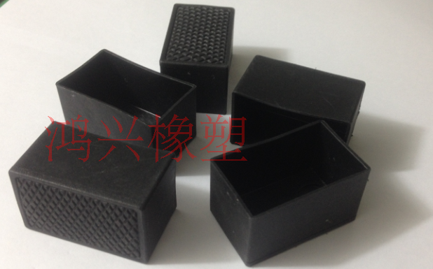 厂家生产各种规格塑料橡胶脚套，钢管塑料橡胶外套，桌椅脚套，沙发脚套。规格齐全， 本链接为塑料外套，特点是耐磨耐用，价格实惠 厂家直销，质量可靠，量大从优 各类橡胶制品欢迎咨询，承接非标定做 品种多，规格齐，欢迎来电咨询 手机：15757772032 柯经理