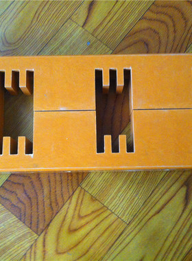 gck母线框 PMJ6B绝缘母线框 柜用母线夹 间距140mm 九孔母线排夹