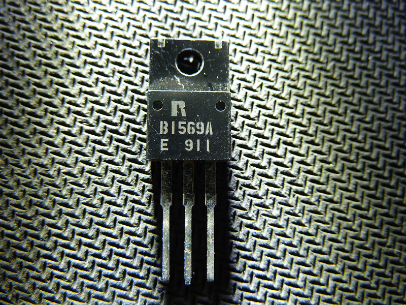 2SB1569A B1569A TO-220F ROHM 全新进口原装