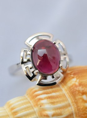 镀白金天然复古回纹石榴石戒指