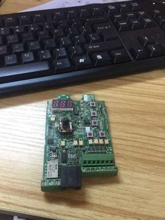 拆机三菱FR-S520S-0.4K-CH cpu板/io板S52CB3.7A/BC186A574H01