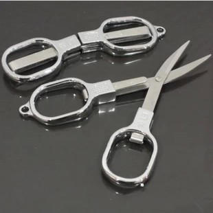 日美折叠式方便携带人气小剪刀