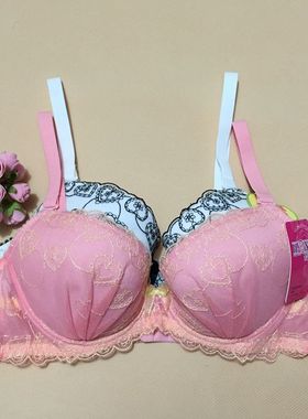 BLOSS/古今花精巧刺绣花边3/4拼棉杯插片型少女文胸0ES62