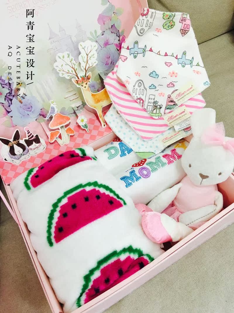 Coffret cadeau pour bébé - Vêtements + Fournitures - Ref 1976833 Image 3