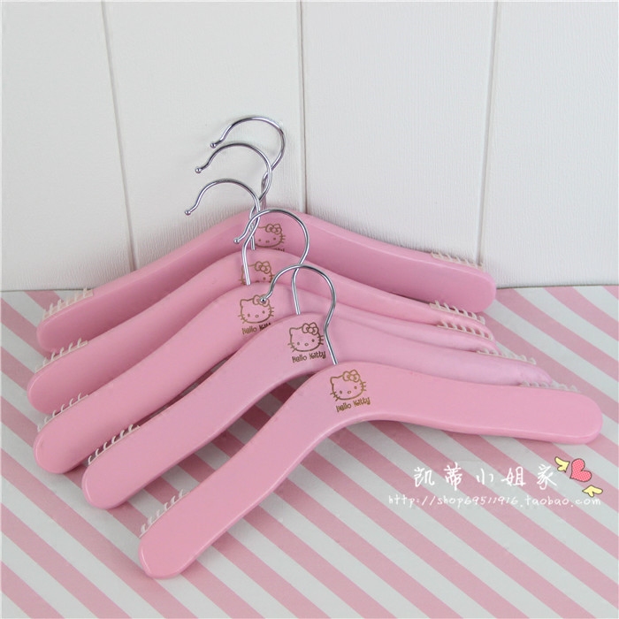 可爱风卡通儿童防滑实木衣架