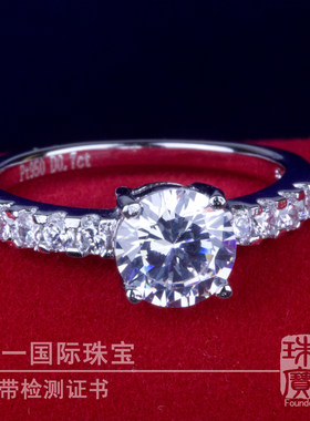 带证书指环结婚钻戒