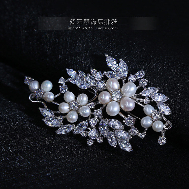 Broche en Zircon diamant - Ref 1176433 Image 10