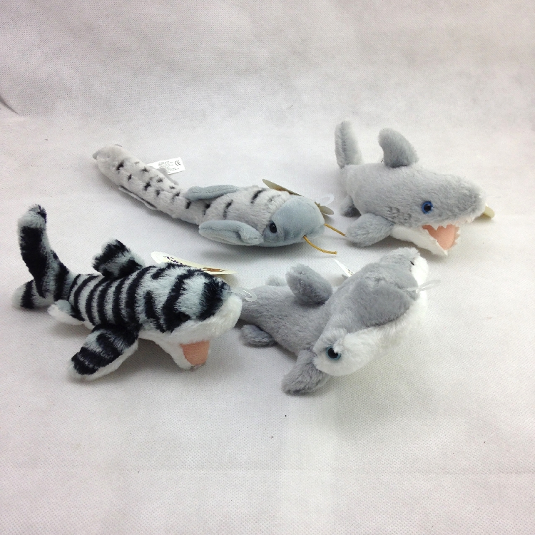 极地动物世界锤头毛绒玩具双髻鲨