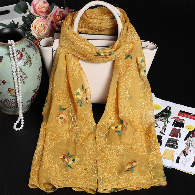 2019韩国绣花真丝围巾成熟女性妈妈礼物桑蚕丝巾春秋冬披肩姜黄色