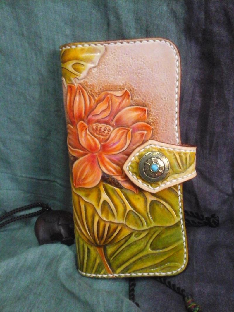 定制 荷花  进口 植鞣皮 搭扣  多卡位 手工 皮雕女式长夹