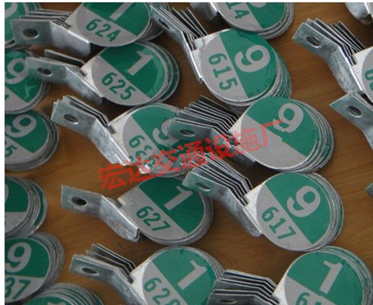 厂家直销 高速公路百米牌 反光百米桩 标志里程碑 大量现货