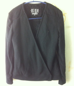 正品超赞undiz修身款时尚款珍珠绒深V领开衫女款小外套百搭款