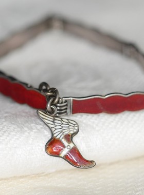 精灵罕见红色古董童话吊坠手链