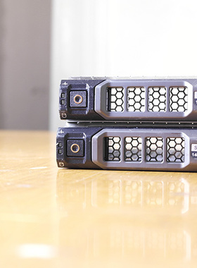 DELL戴尔 R420 R720  R730 R730XD R820 R920  2.5 3.5寸硬盘架