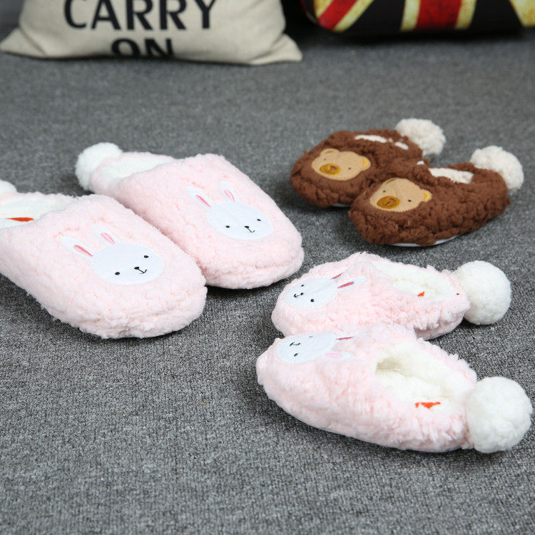 Pantoufles enfants en suède pour hiver - semelle caoutchouc - Ref 1033766 Image 1