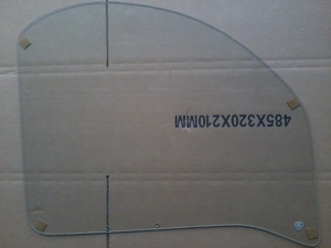 凯一路电动车配件  原厂原装门玻璃 前挡风玻璃  后挡风玻璃 钢化