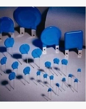 直插压敏电阻20D121K 全新现货