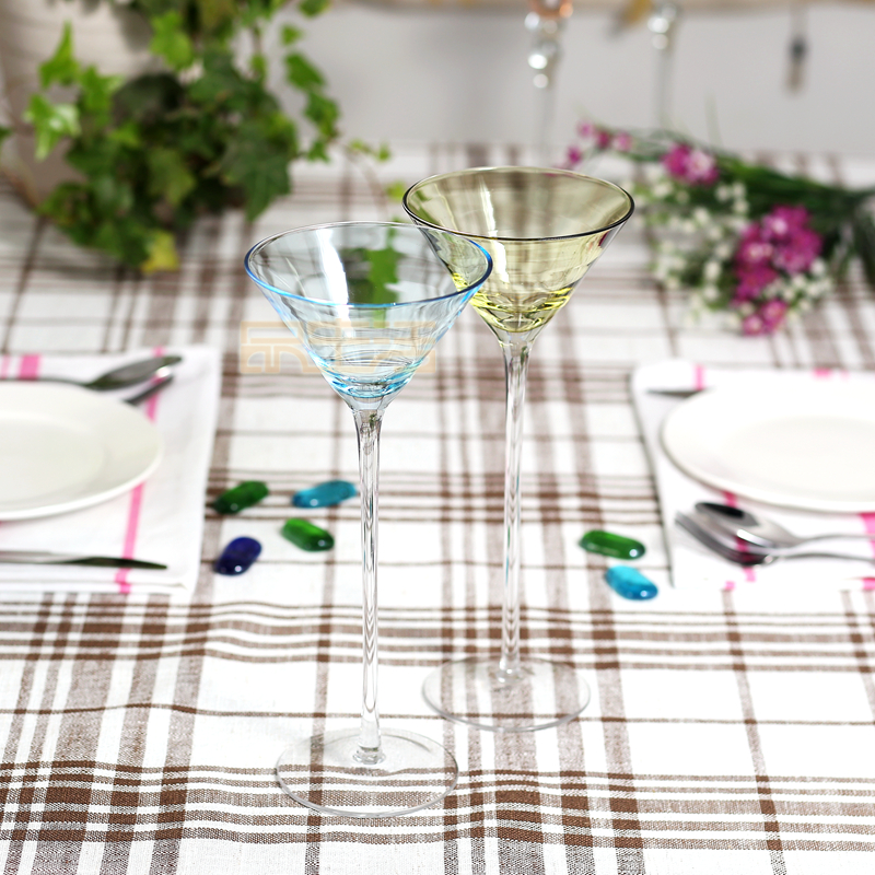 水晶玻璃鸡尾酒杯