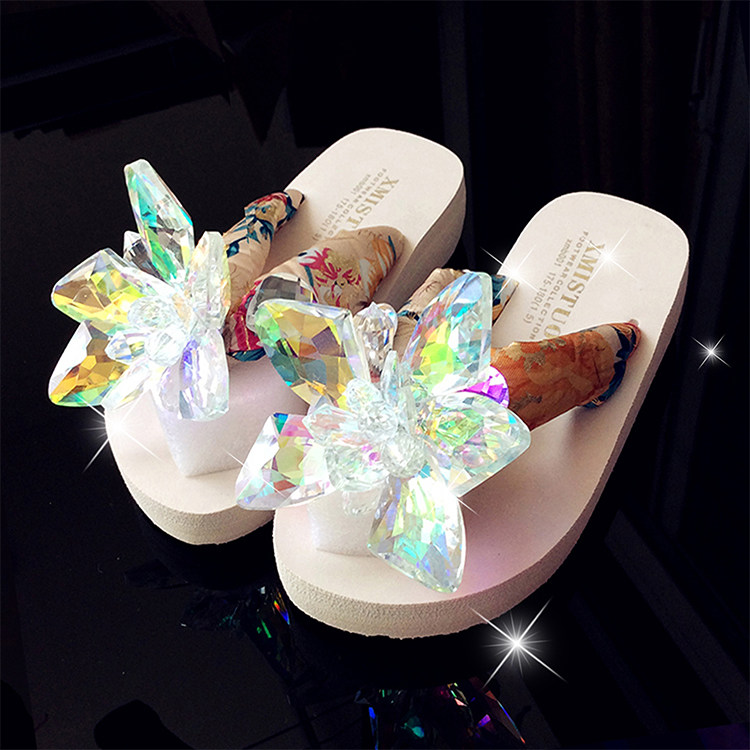 Pantoufles enfants en satin - semelle mousse - Ref 1016770 Image 1