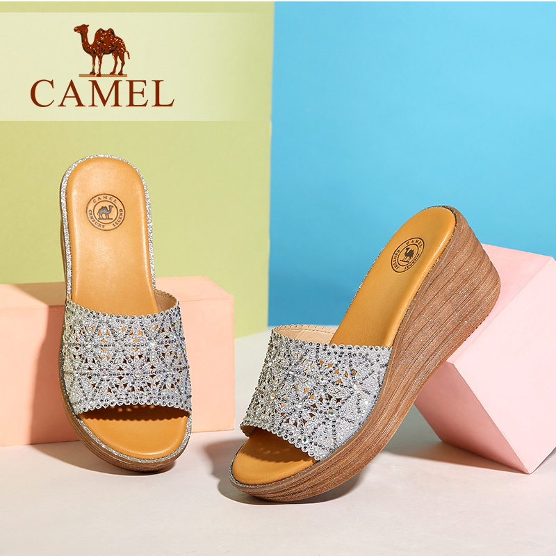 Sandales femme CAMEL   en tissu paillete - Ref 2673550 Image 1