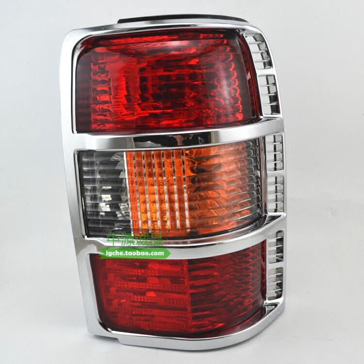 Tail lights are suitable for Mitsubishi Cheetah Raider Black King Kong V31 V32 V33 V43 rear light Crystal headlight surface