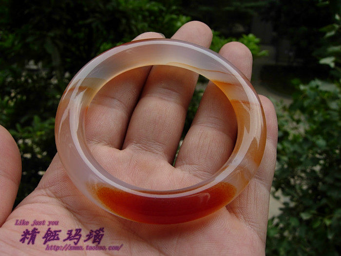 时尚正品 巴西玛瑙圆条手镯52mm 天然俏色 精美朱砂纹理 通透荧光