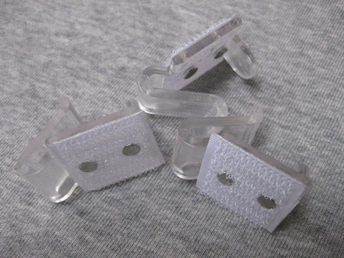 婚庆酒店透明塑料签到台桌夹桌裙夹台裙夹子母扣台布夹围裙扣A15