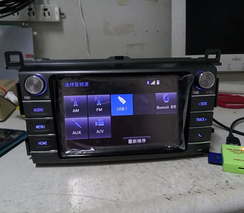 15款新RAV4车载机 USB/AUX/蓝牙电话/倒车后视/AV视频 8寸触摸屏