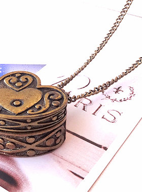 【心忆宝盒】满百包邮 古铜金 长项链 毛衣链 爱心宝盒 桃心吊坠