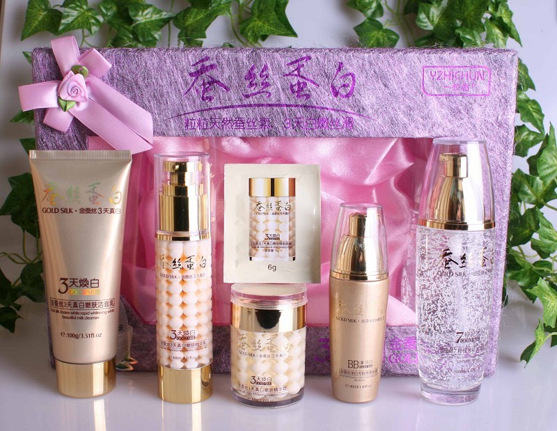 一枝春金蚕丝蛋3天美皙嫩肤 7天褪黑7秒极速补水五件套正品包邮在类目 美容护肤/美体/精油, 面部护理套装中 - 来自Buy2taobao.com提供专业的淘宝代购服务