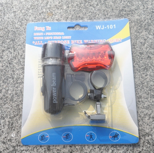 Lumière vélo - phare - Ref 2398392 Image 1