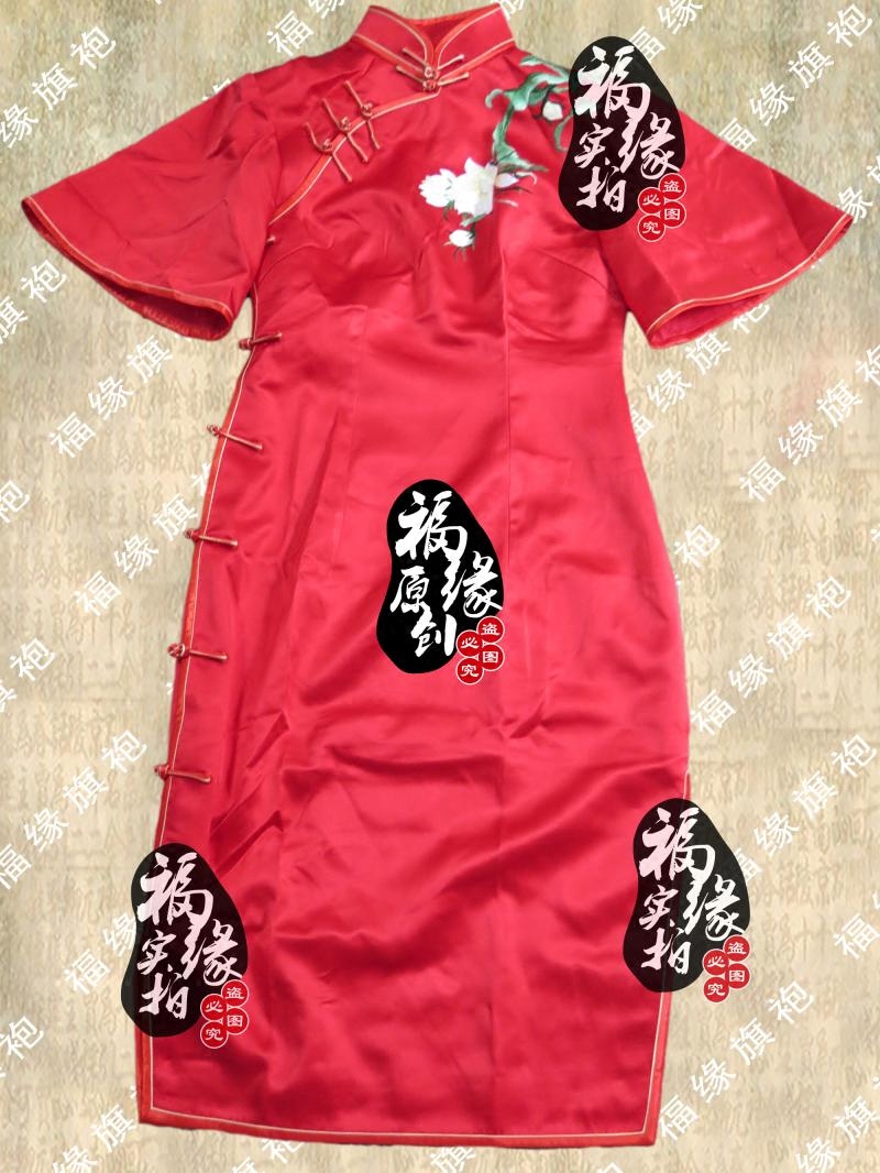 manual Embroidery bright red Heavy Real silk pagoda sleeve bride Chinese style Tang costume full dress Wedding dress Wedding celebration Toast clothing customizedin the Women's clothing/Boutique , Wedding/Cheongsam/Formal dress , Cheongsam  category - from Buy2taobao.com to provide professional Taobao agent buy service