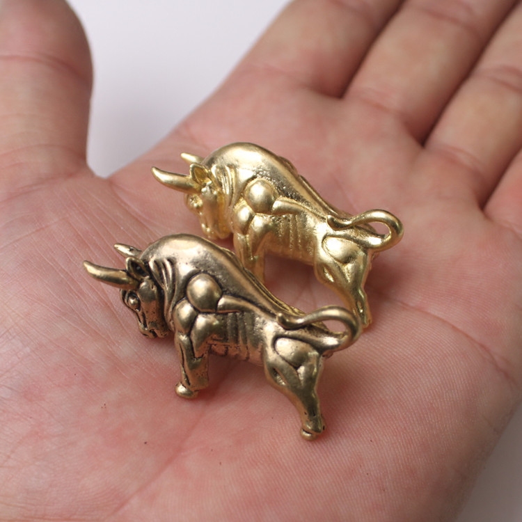 中国风铜饰男黄铜金牛生肖挂件动物钥匙扣吊坠生日礼品股市牛市