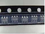 五个起拍！（直拍）全新原装：LTHL 丝印MP4 背光IC