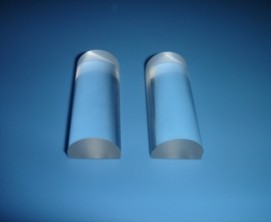 BK7平凸柱面透镜 长25 宽16 中心厚度5.1mm Fd19.02mm B膜