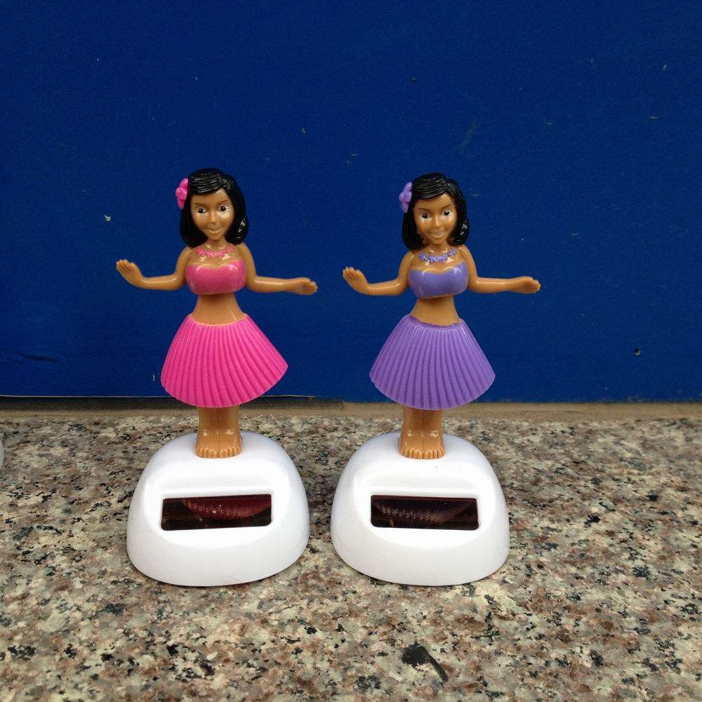 新太阳能汽车摆件跳舞娃娃美女公仔hula girl 摇摆车饰品车上摆设