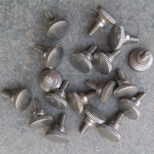 大头螺丝 家用老式 缝纫机配件 压脚固定螺丝 缝纫机通用 螺钉老式