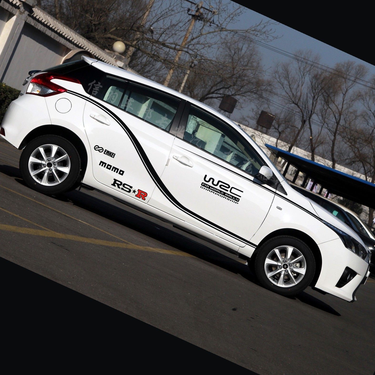 适用于丰田致炫车贴车身贴拉花彩条车身彩贴改装腰线汽车装饰贴纸