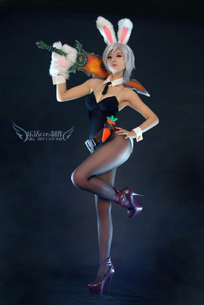 【可出租】lol 英雄联盟 兔女郎 锐雯 瑞文 cosplay 服装 萝卜刀