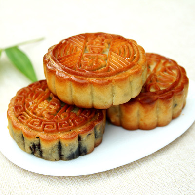 莲蓉板栗枣泥绿豆黑芝麻广式月饼