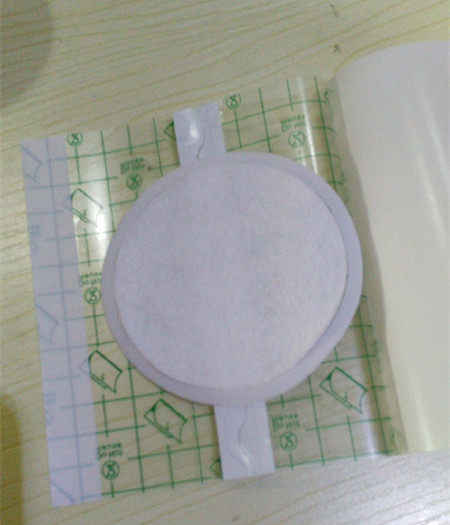 100片自粘13*13PU加棉膏药布防水膏药膜水济膏药贴透皮贴