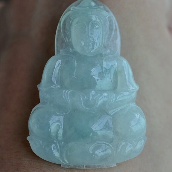 纯手工雕刻天然翡翠玉器 冰种A货起胶感观音菩萨吊坠带证书