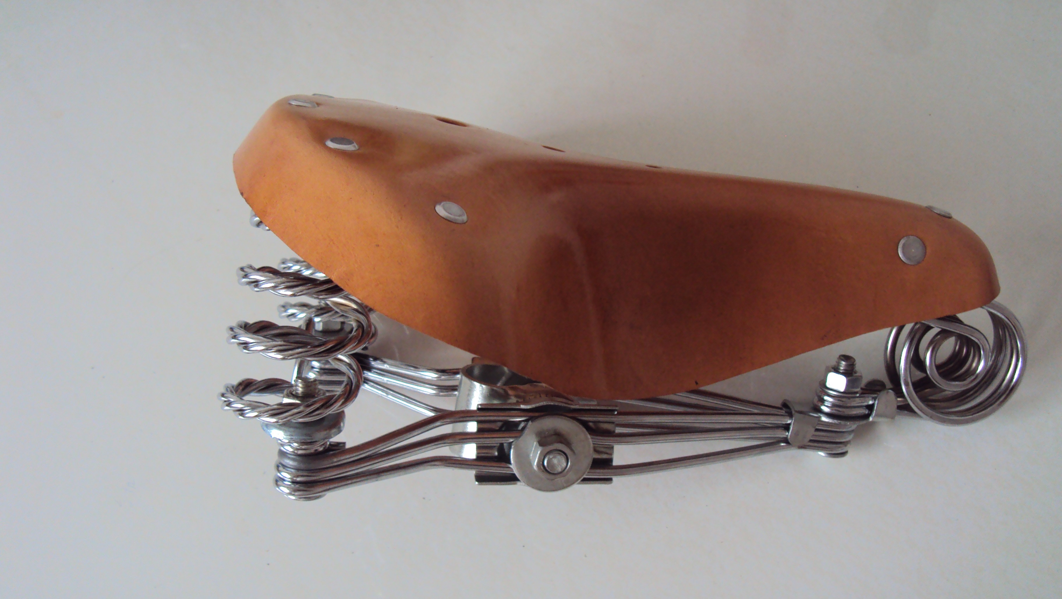 Selle de vélo cyclisme sur route - Ref 2351529 Image 1