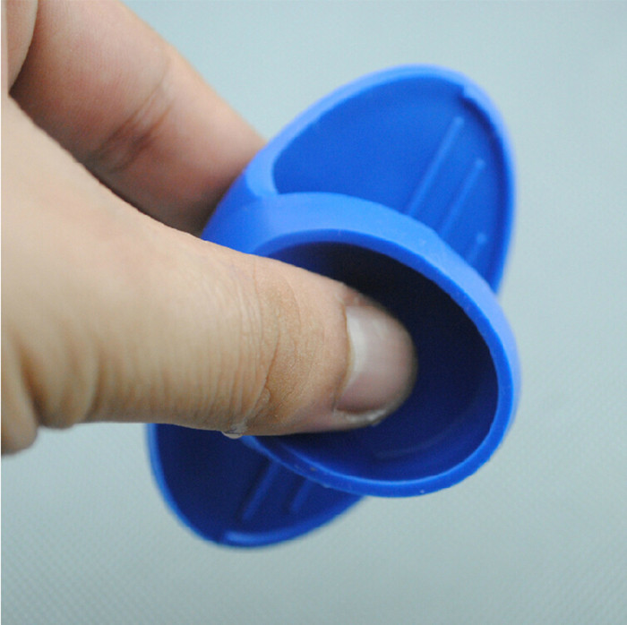 日本komi 隔热夹子 防烫夹子 防烫夹垫 防烫手指套 附磁石