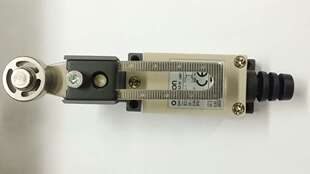 OMRON欧姆龙D4V-8108SZ行程限位开关全新原装正品现货优惠促销