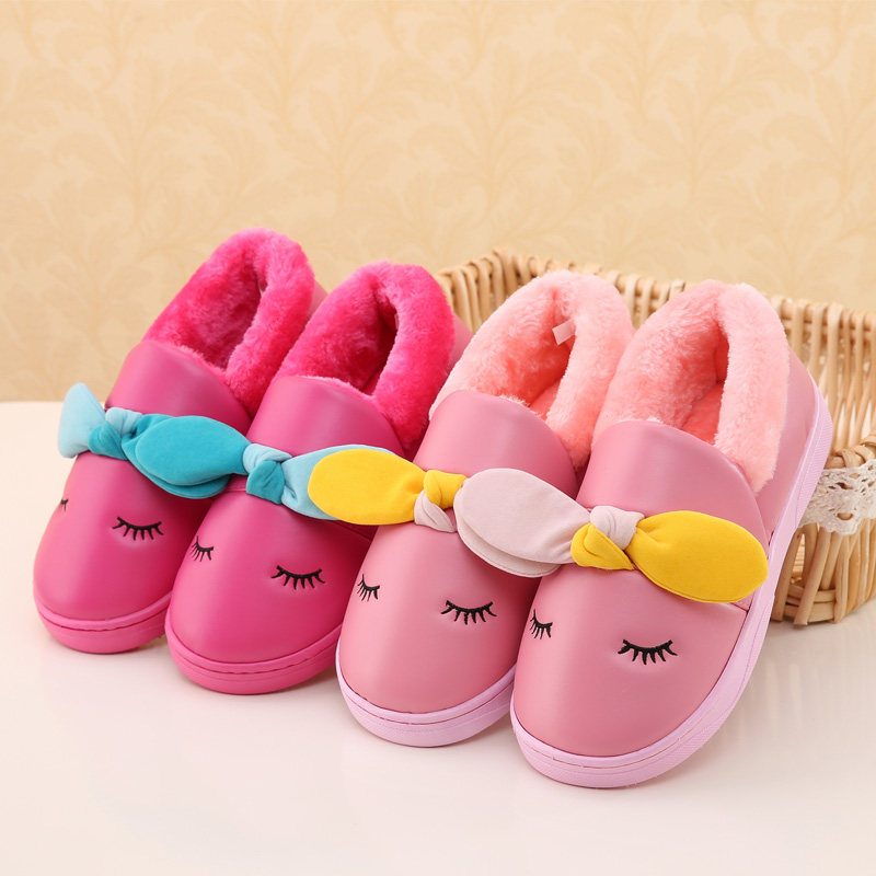 Pantoufles enfants en autre pour hiver - semelle caoutchouc - Ref 1032064 Image 1